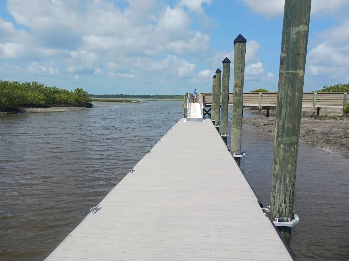 public boat ramp with floating courtesy dock along matanzas river, st augustine